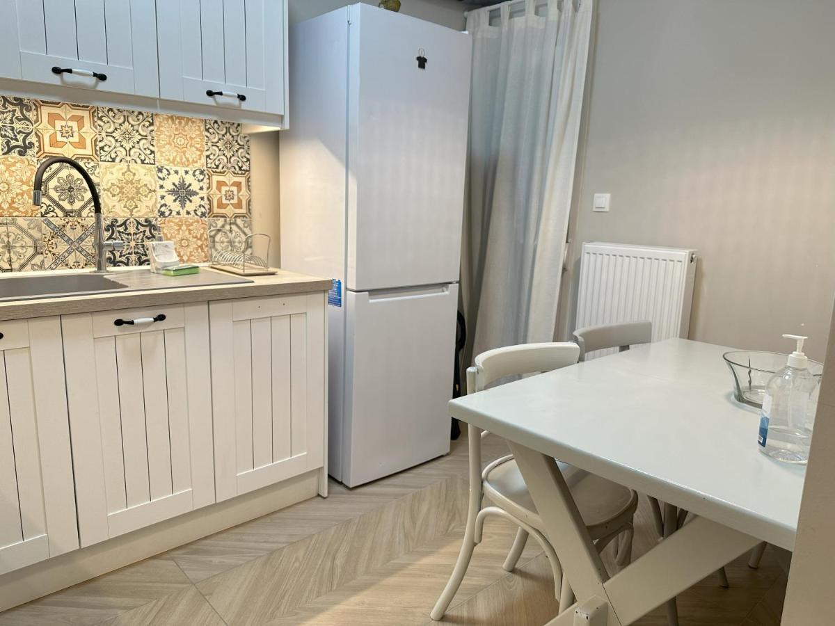 Apartment In The Center Of Agia Sophia 塞萨洛尼基 外观 照片