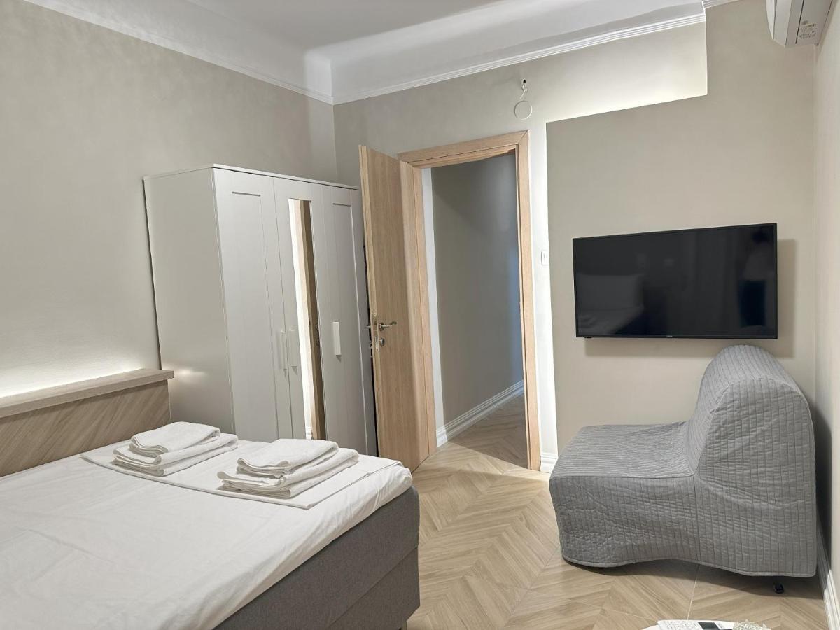 Apartment In The Center Of Agia Sophia 塞萨洛尼基 外观 照片