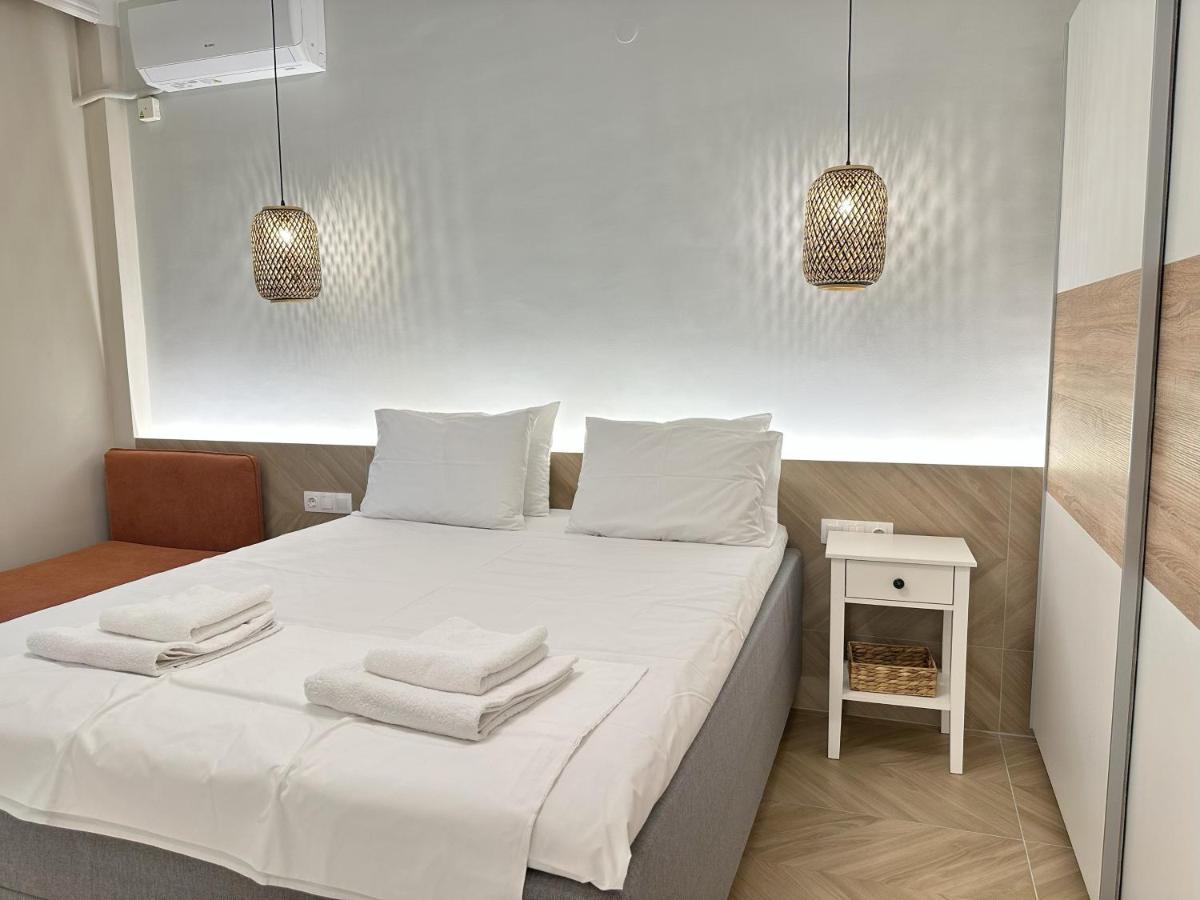 Apartment In The Center Of Agia Sophia 塞萨洛尼基 外观 照片