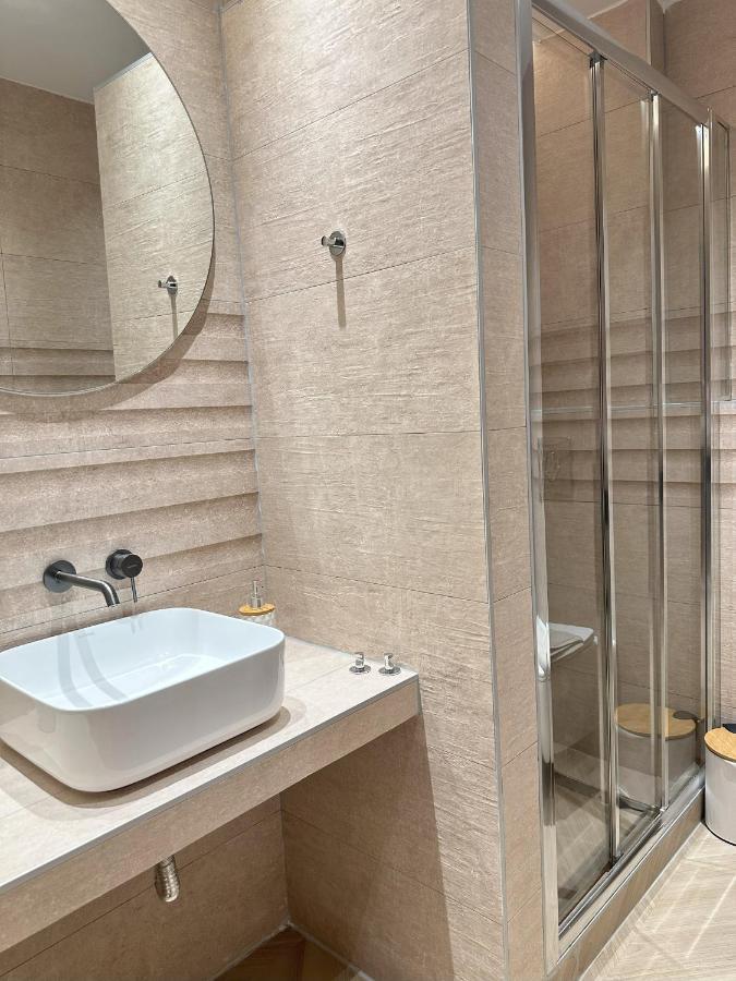 Apartment In The Center Of Agia Sophia 塞萨洛尼基 外观 照片