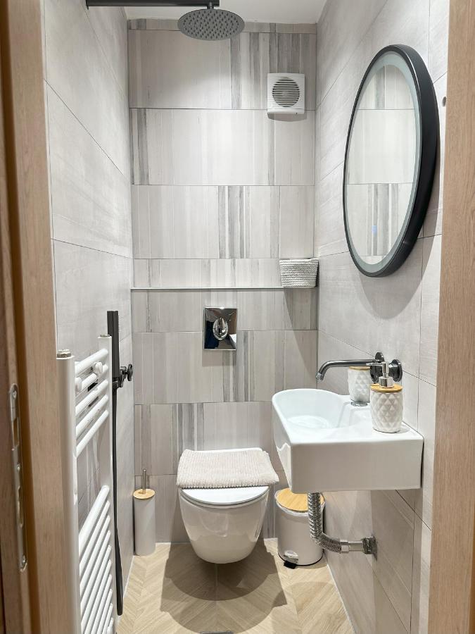 Apartment In The Center Of Agia Sophia 塞萨洛尼基 外观 照片